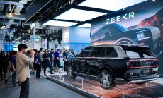 极氪9X广州车展实车亮相，交付量突破万台彰显市场实力